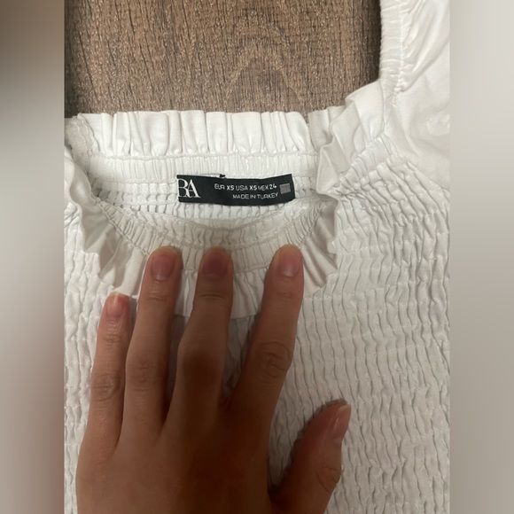 Zara White Top - Picture 2 of 4